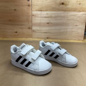 Kids Adidas sneakers size 9k